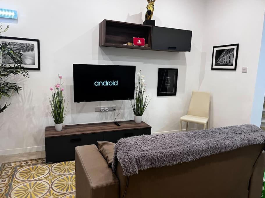 Dar Barbara - Duplex 1 Double Bed Maltese Style House Villa Cospicua ภายนอก รูปภาพ