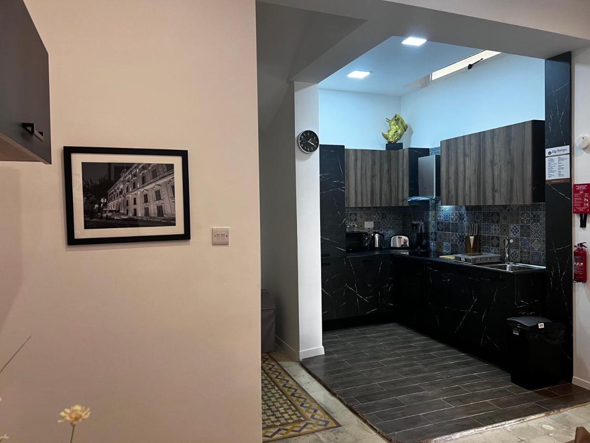 Dar Barbara - Duplex 1 Double Bed Maltese Style House Villa Cospicua ภายนอก รูปภาพ