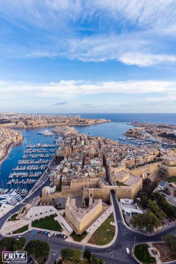 Dar Barbara - Duplex 1 Double Bed Maltese Style House Villa Cospicua ภายนอก รูปภาพ